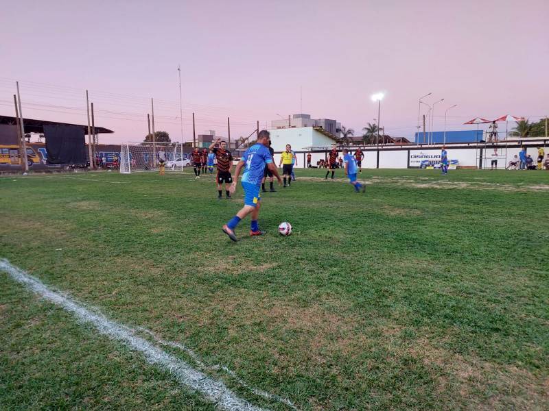 Onze jogos movimentaram o final de semana pela Copa de Futebol Society Ademar Bueno; média geral de gols foi de 4,6 por jogo