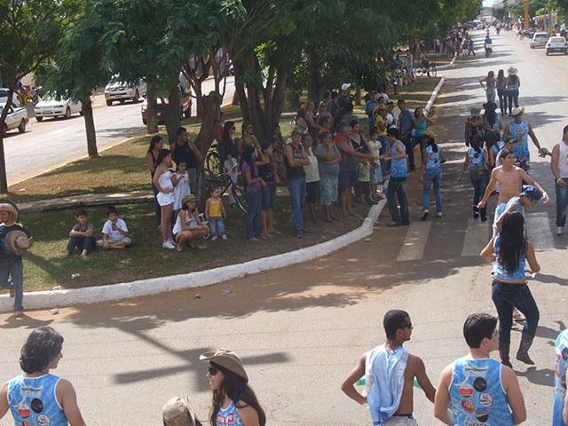 Promotora restringe menores em bloco que abre cavalgada da Expovil