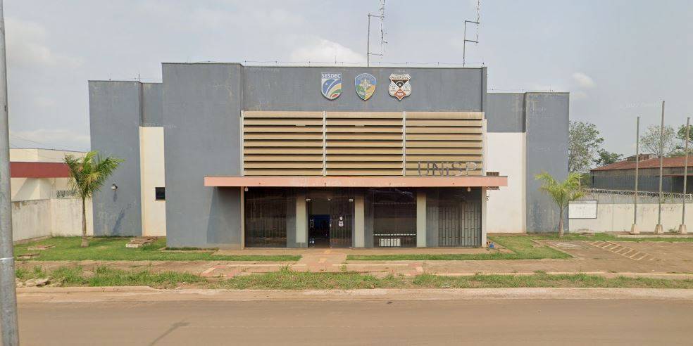 Ação conjunta da PM prende dois moradores de Cerejeiras e detém adolescente comandando tráfico em Colorado do Oeste