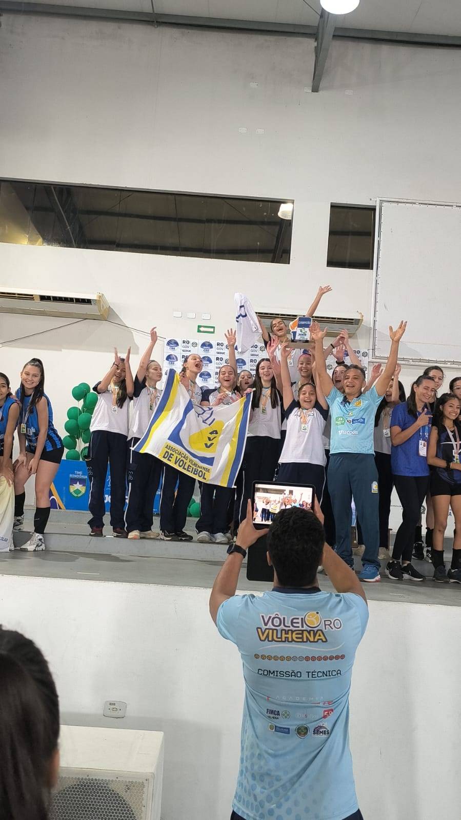 Voleibol de Vilhena é ouro no feminino e bronze no masculino infantil dos Jogos Escolares de Rondônia