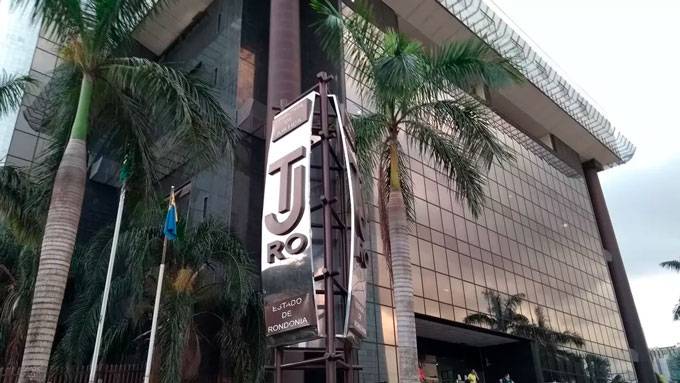 Vilhenense que matou amigo de infância com a ajuda de adolescente após descobrir a relação dele com a ex, tem condenação mantida pelo TJ