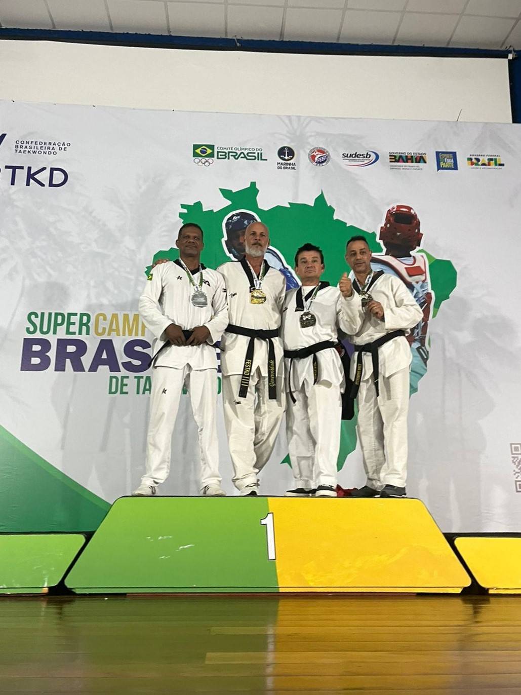 Atleta vilhenense conquista prata na categoria Master do Super Campeonato Brasileiro de Taekwondo, na Bahia