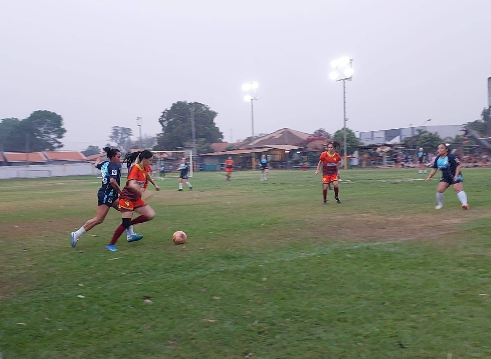 Dois jogos movimentaram a final de semana pela Copa Parque Embratel de Futebol Society Feminino
