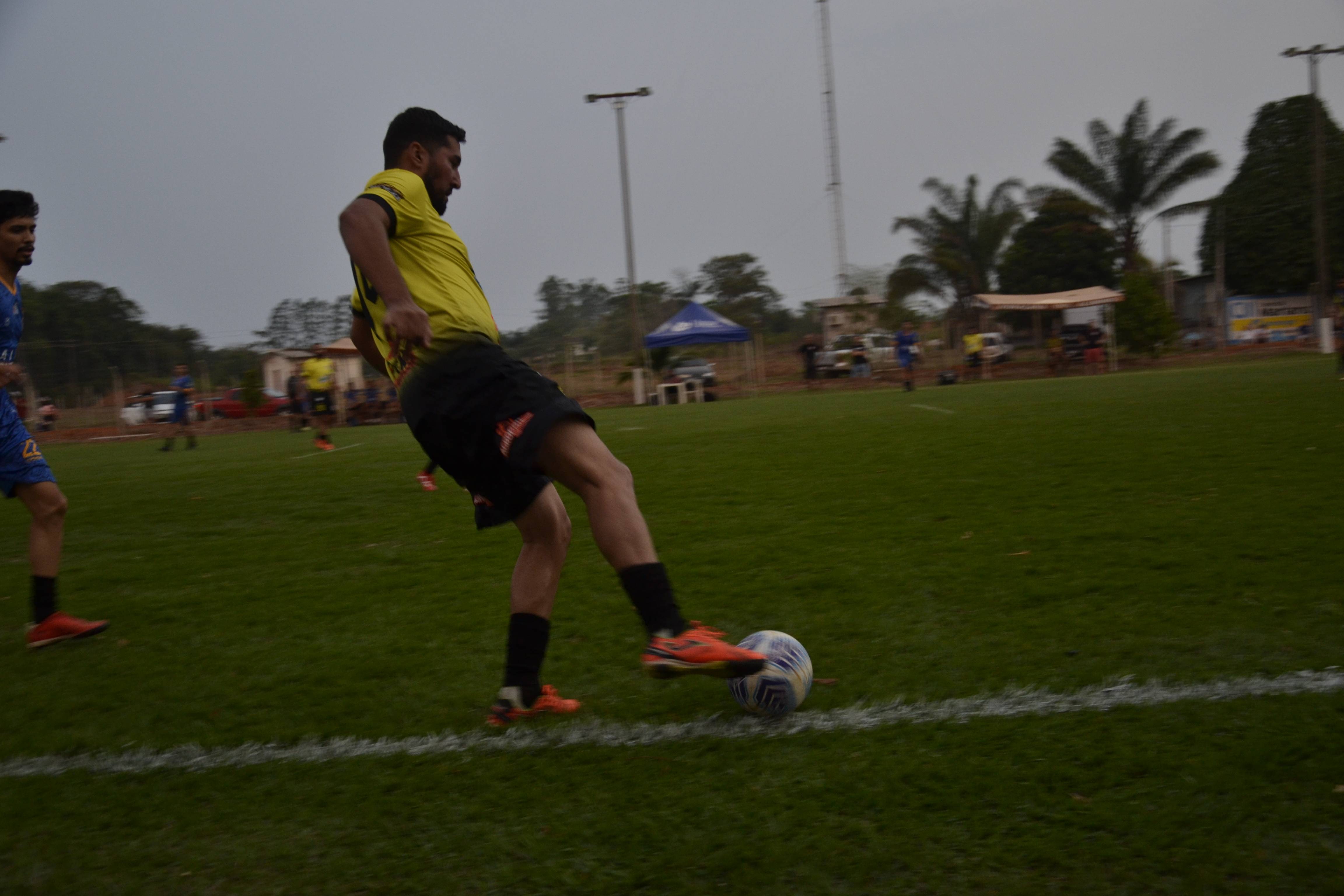 Taça Aciv começa com média alta de gols; rodada de abertura teve dez jogos pelo Troneio Aberto e dois confrontos pelo Veterano 3.5