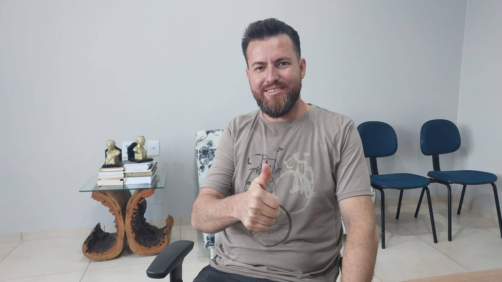 Ex-empacotador em supermercado que virou empresário se elege com a quinta maior votação para vereador em Vilhena