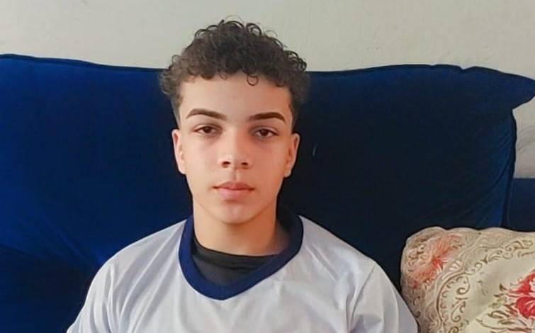Adolescente de 14 anos que saiu de casa ontem à noite continua desaparecido em Vilhena; mãe pede ajuda e vai acionar a polícia