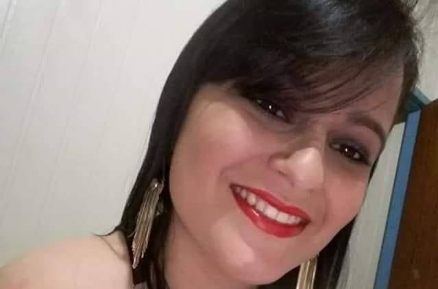 Justiça mantém presa mulher acusada de participação na morte de dentista, em Vilhena; assassino está foragido e mandante, solto