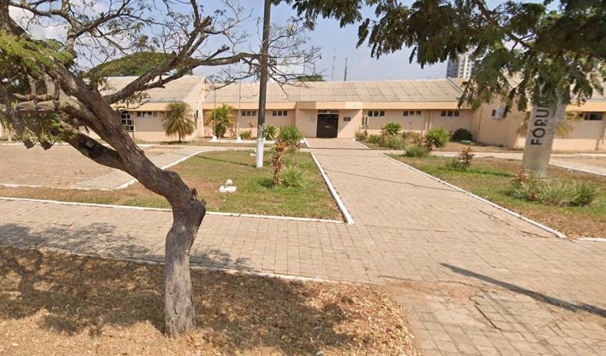 Homem acusado de tentar matar outro por dívida de drogas é condenado a mais de 11 anos de prisão "no fechado", em Vilhena