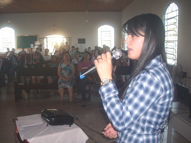 Primeira-dama de Vilhena ministra palestra sobre violência doméstica em Cabixi