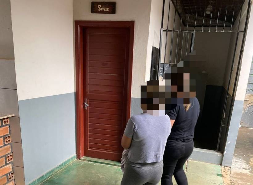 Mulher acusada de usar veneno para matar gatos e marido idoso em Cerejeiras irá a júri popular na semana que vem