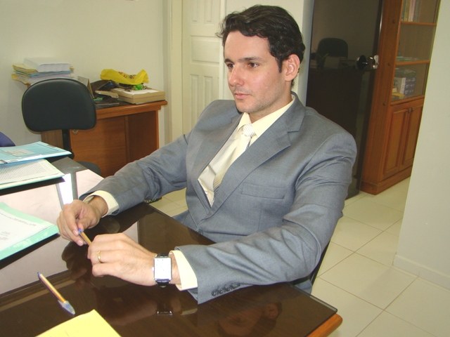 Juiz que denunciou prisão vilhenense na ONU é promovido e vai para a capital