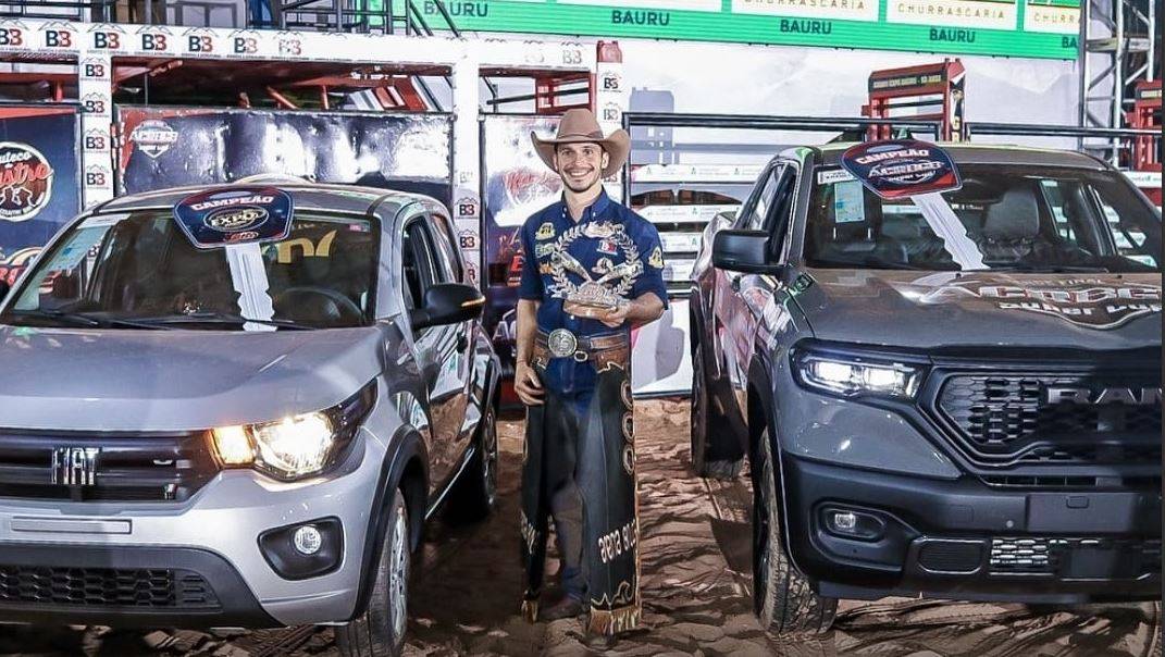 Montaria em touros em cidade do interior de São Paulo consagra peão de Cerejeiras nacionalmente mais uma vez