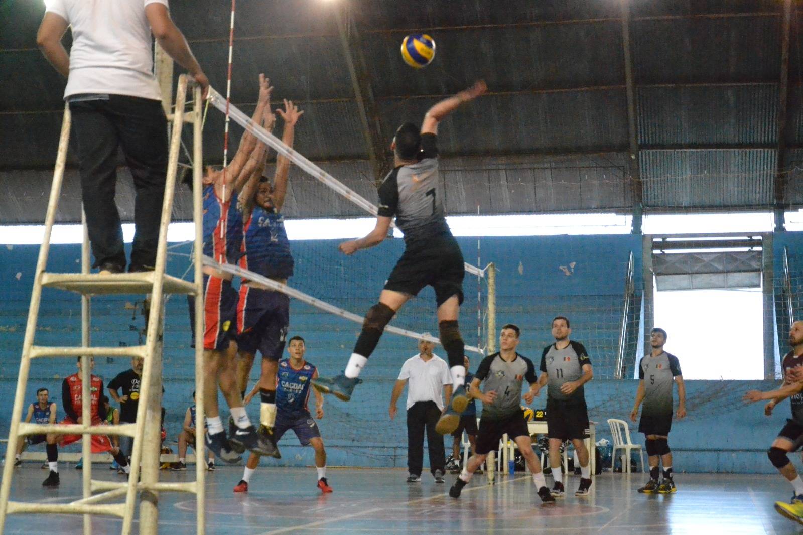 Terceira Copa Vilhena de Voleibol acontece neste fim de semana, promovida pela Semes