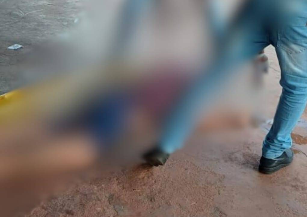 Briga em praça de Cabixi acaba em morte: homem teria ficado com as vísceras expostas após ser atacado a facadas