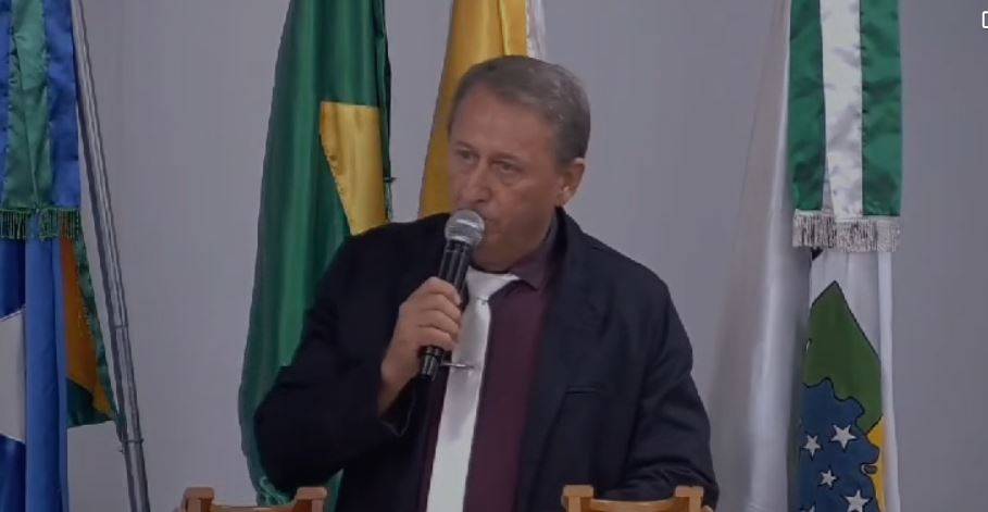 VÍDEO: vereador “solta os cachorros” após colegas darem outro aumento de salário a vice que ainda nem tomou posse em Cerejeiras