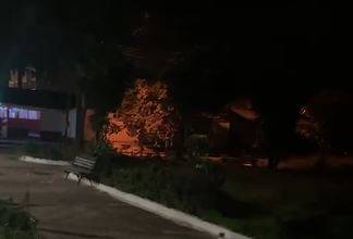 ATO DE CORAGEM: empresária, vereadora e policias à paisana entram em briga de facão para salvar jovem em Chupinguaia; veja vídeo