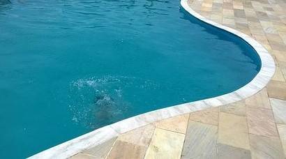 Filho de casal de dentista vilhenense morre após se afogar em piscina em cidade do Mato Grosso
