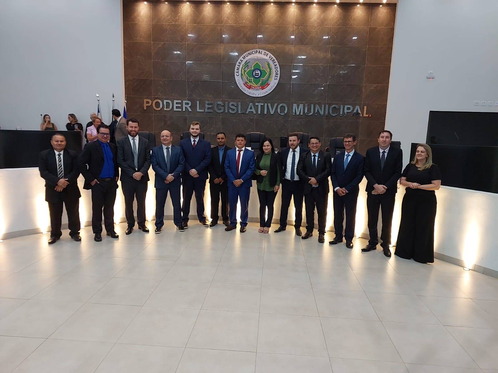 Câmara foi palco da cerimônia, que oficializa início de novos mandatos no Executivo e Legislativo