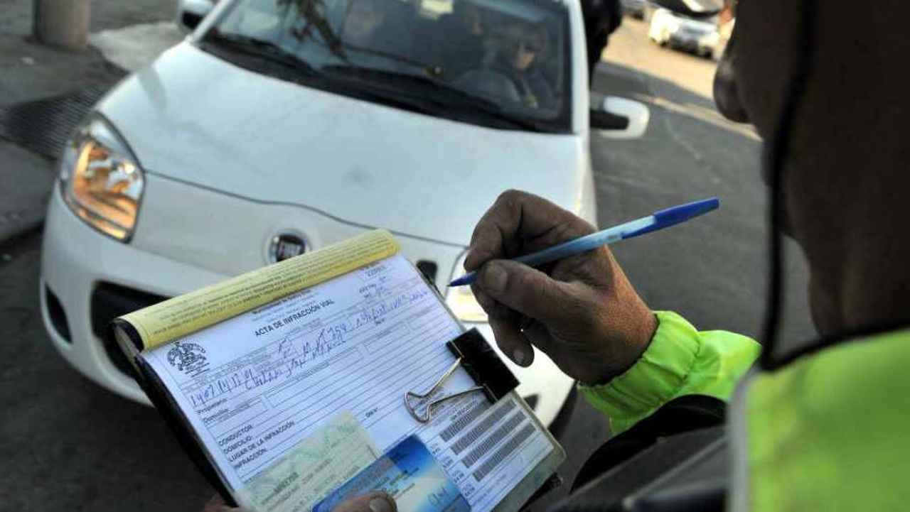 30% dos veículos de Vilhena devem ao Detran: quase 100 são do poder público, veja dados
