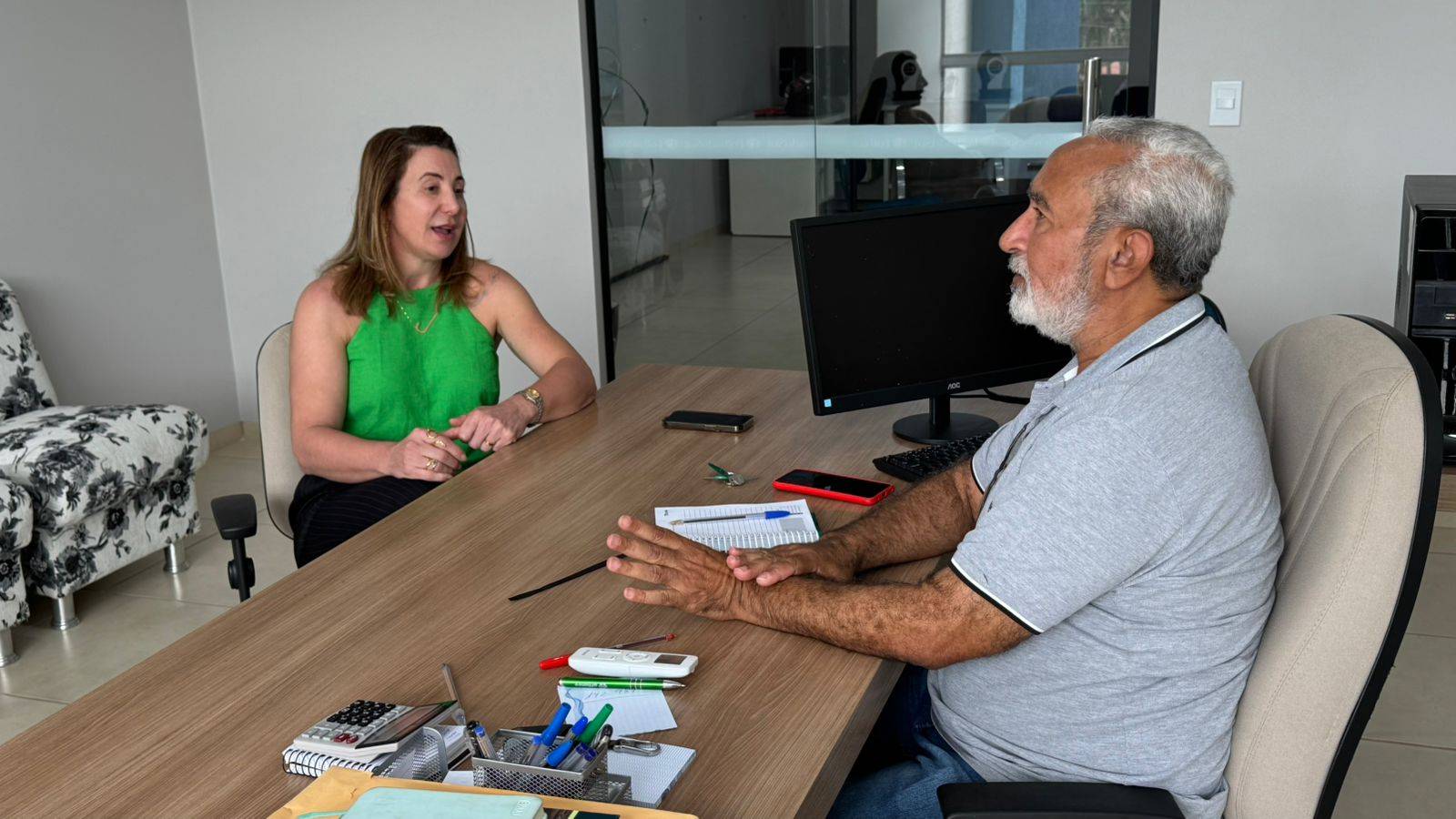 Ex-deputada federal Jaqueline Cassol visita FOLHA DO SUL e diz que “Marcos Rocha é melhor governador que Rondônia já teve”