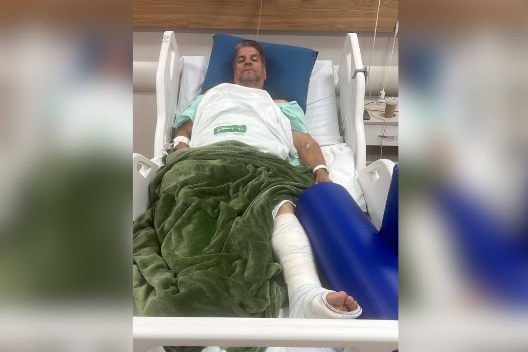 Com filho na garupa, ex-vereador sofre acidente de moto na zona rural de Cabixi e passará por cirurgia em Vilhena