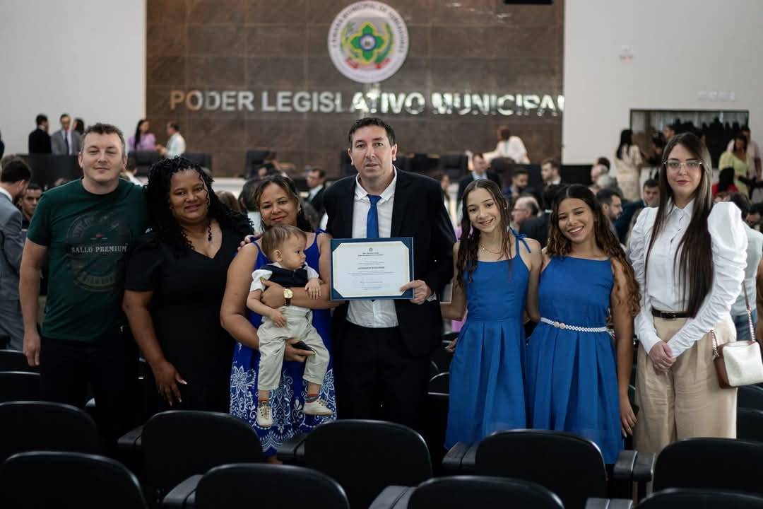 Eleito em Vilhena, vereador que prometeu doar metade do salário está amparado por lei para cumprir a promessa