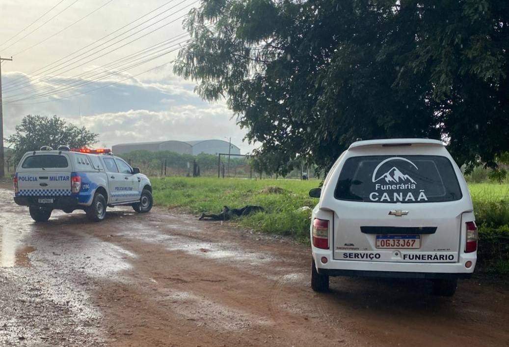 Corpo encontrado carbonizado em Vilhena é de jovem na casa dos 20 anos que foi morto com várias facadas