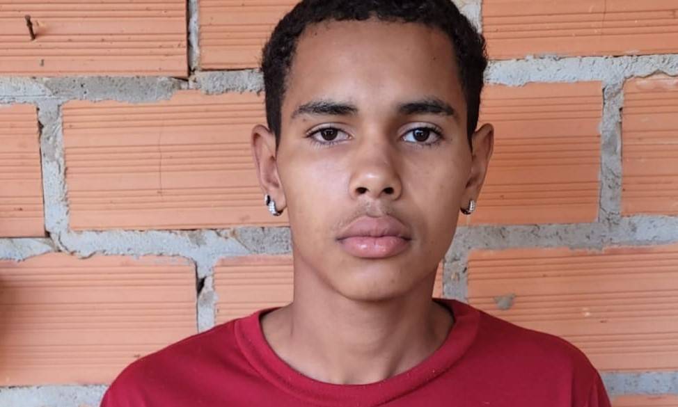 Identificado o corpo carbonizado encontrado em Vilhena; adolescente de 17 anos foi espancado e esfaqueado