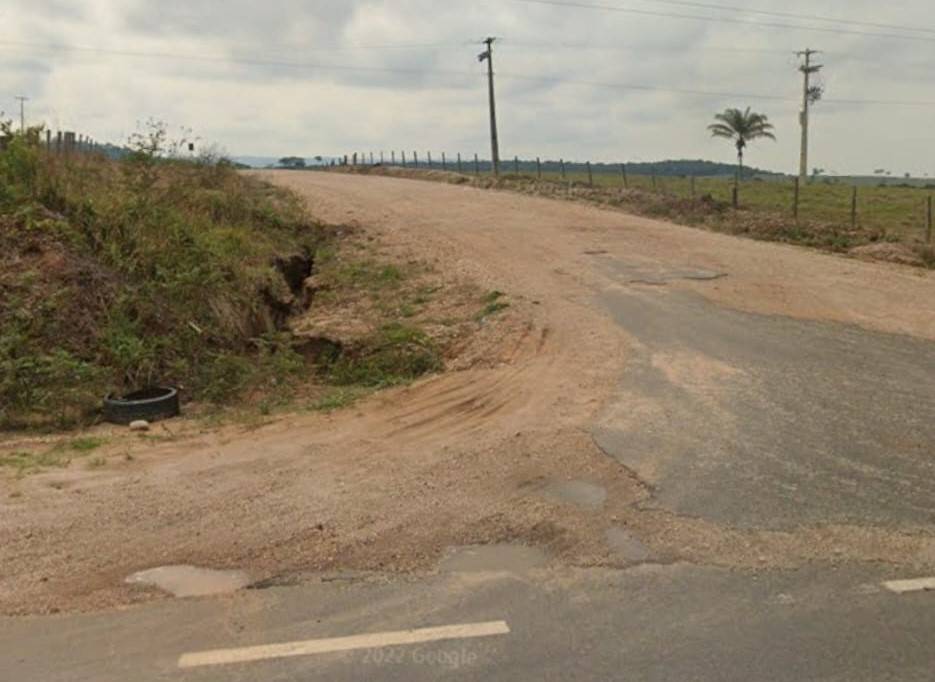 ASSISTA VÍDEO: com rodovia interditada e atalho por estrada de terra, passagens ficam mais caras entre cidades do Cone Sul de RO