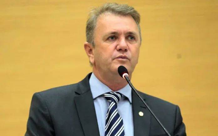 Deputado Luizinho Goebel preside a Comissão de Transporte e Obras Públicas da Assembleia Legislativa de Rondônia