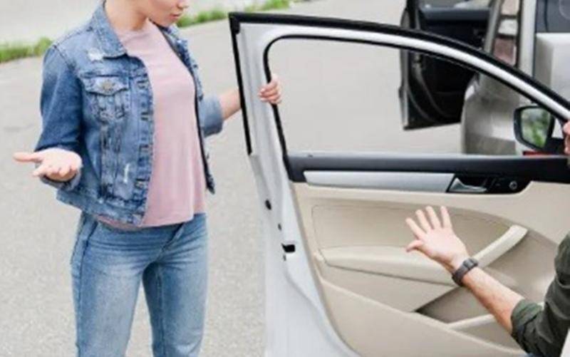 Vilhenense de 26 anos acusada de ser “amante” tem carro avariado e é agredida pela esposa de empresário em cidade vizinha