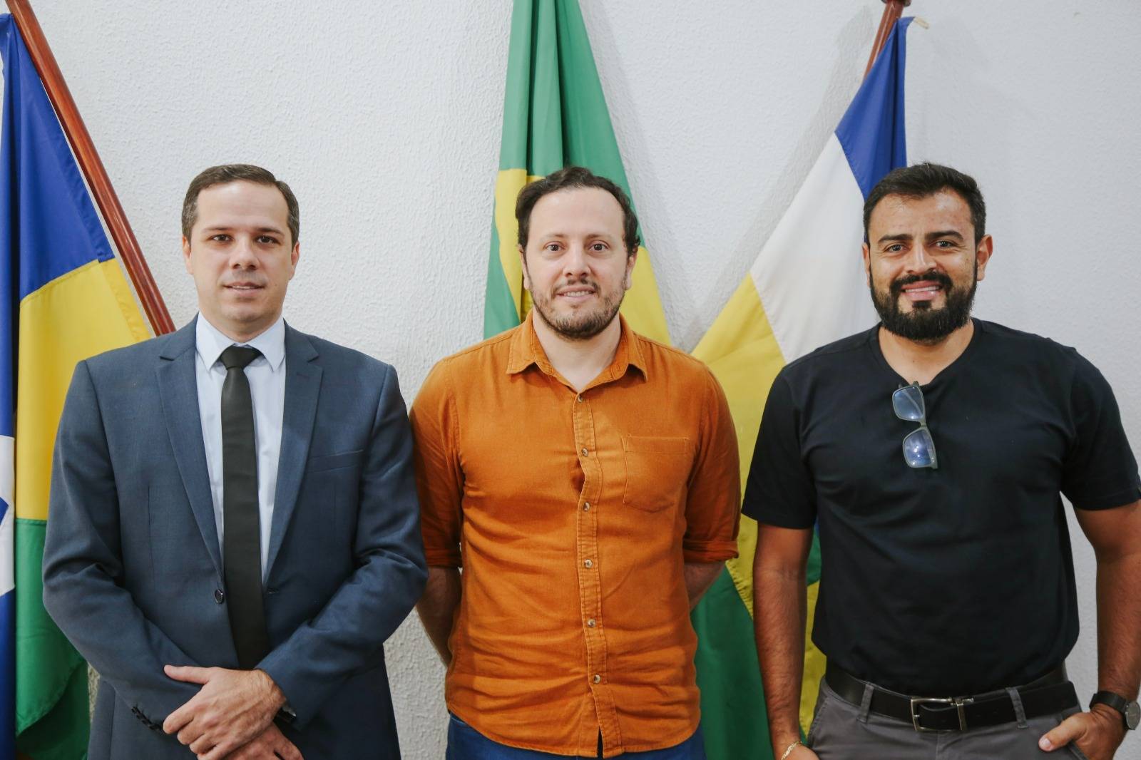 LEIA DECISÃO: juíza anula nomeação de novo procurador municipal em Vilhena; prefeito avisa que irá recorrer