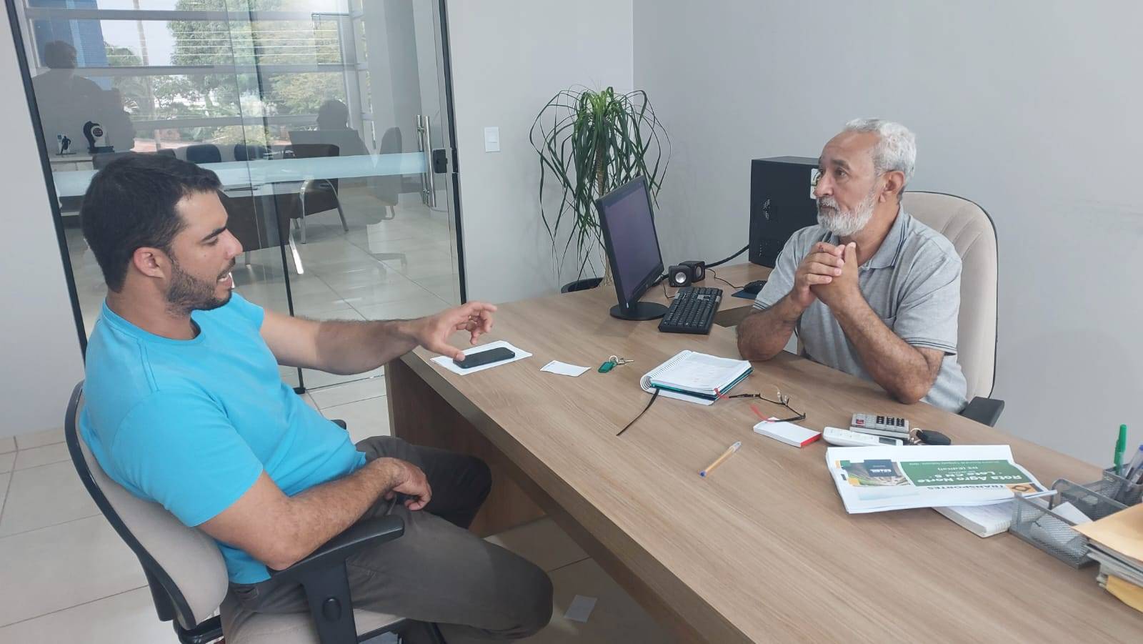 Em Vilhena, médico da UPA nega ter chamado a si mesmo de “bonitão” ao falar com idosa e registra queixa na polícia