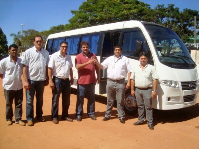 Emenda do deputado Luizinho Goebel garante ônibus para Apae de Cerejeiras