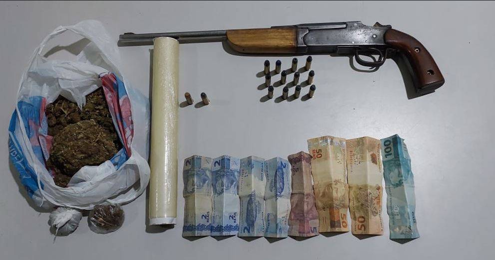 Vilhena: flagrado com grande porção de maconha em casa, rapaz de 20 anos cita decisão do STF e tenta aplicar “migué” em policiais