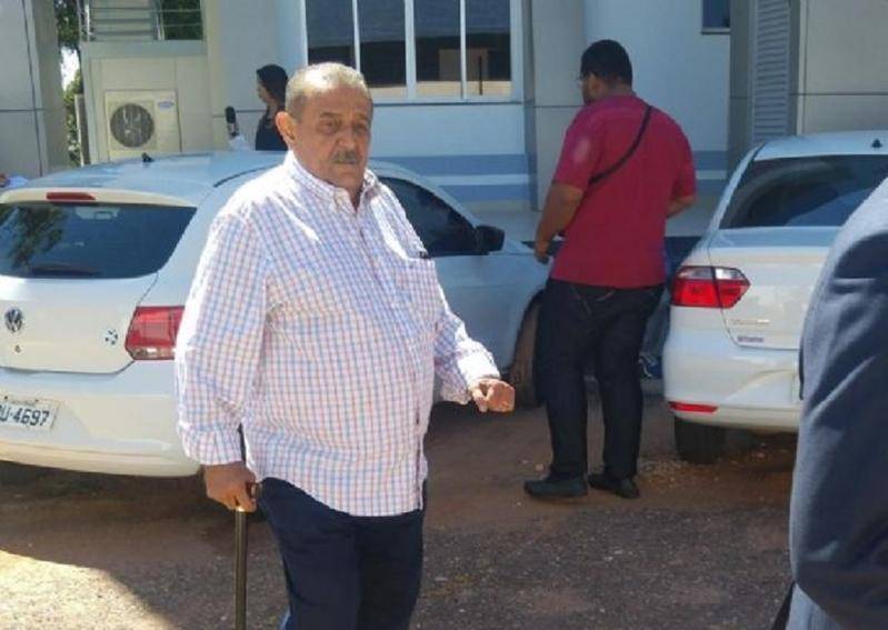 Ex-governador que ficou apenas 33 dias no cargo em Estado vizinho quer receber pensão de R$ 30 mil; STF manda recalcular