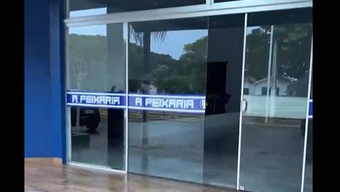 ASSISTA VÍDEO: peixaria é atacada pela segunda vez por ladrões, em Vilhena; imagens viralizaram em grupos no WhatsApp