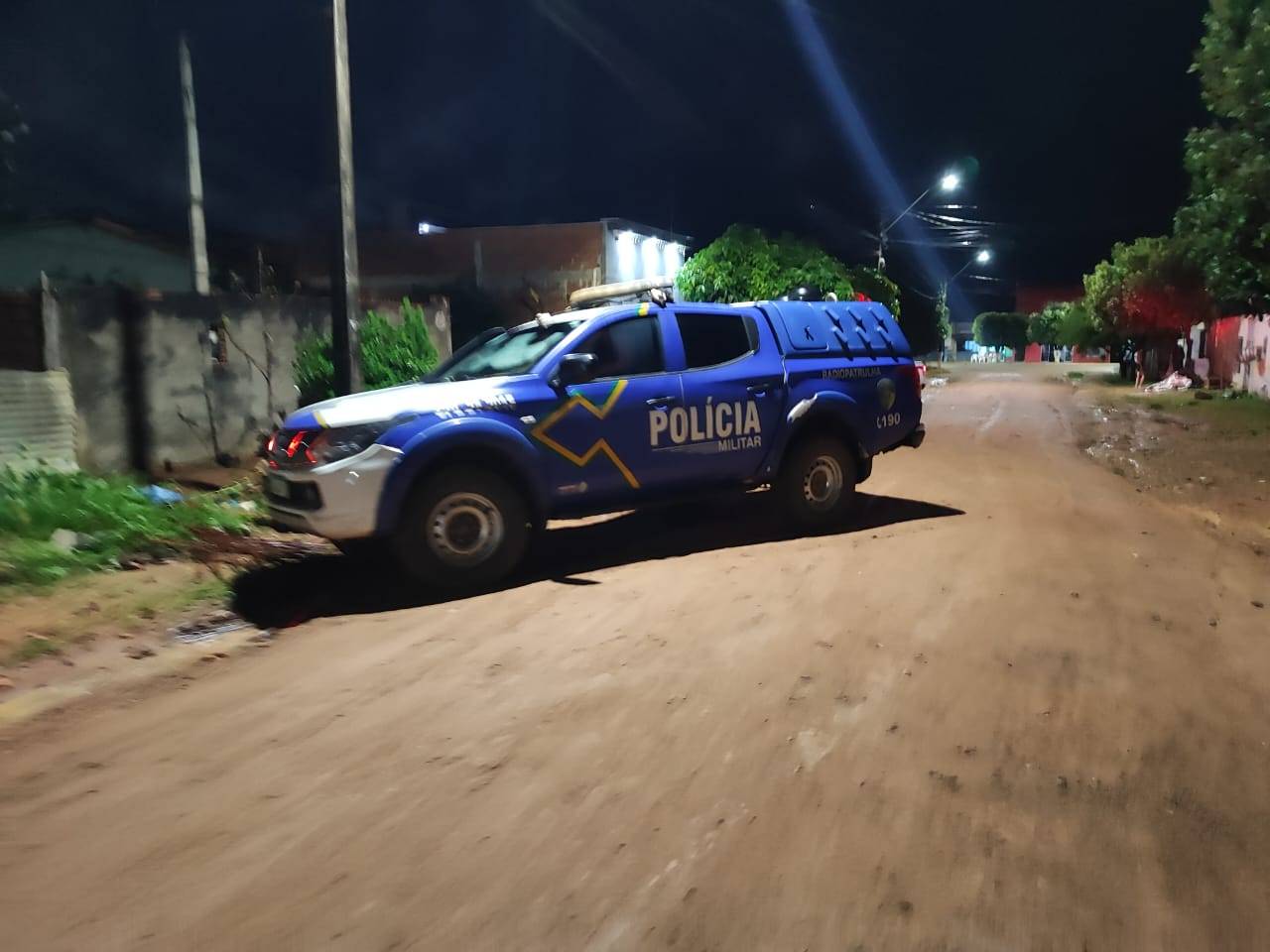 Em dia marcado por violência extrema em Vilhena, homem baleado é socorrido por Bombeiros e levado para hospital