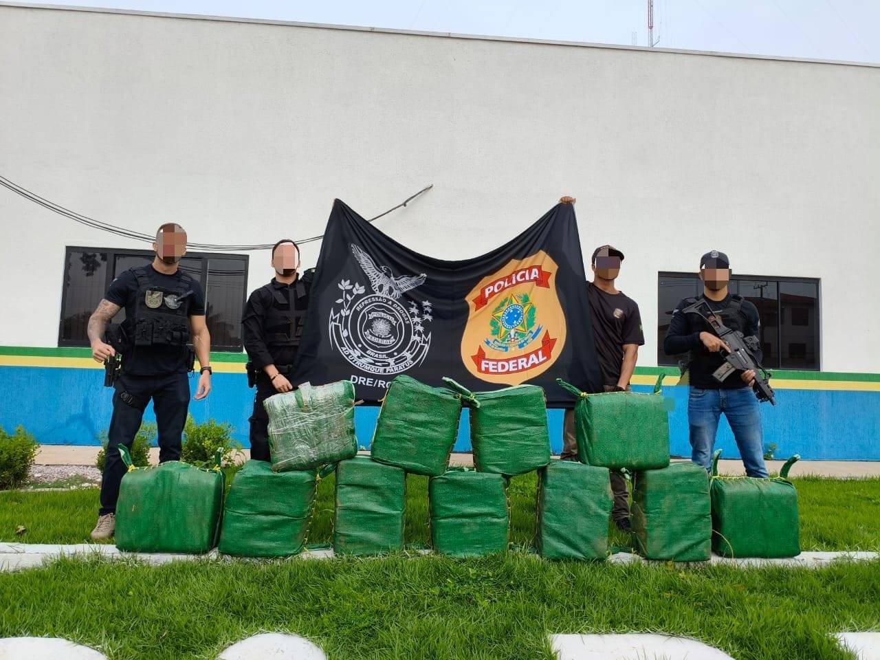 Ação conjunta de PF e PM leva à apreensão de 350 kg de cocaína em cidade de Rondônia