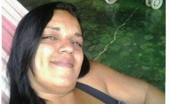 Mulher assassinada com mais de 60 facadas em Vilhena recusou ajuda da família para sair do submundo e deixou filho de 10 anos