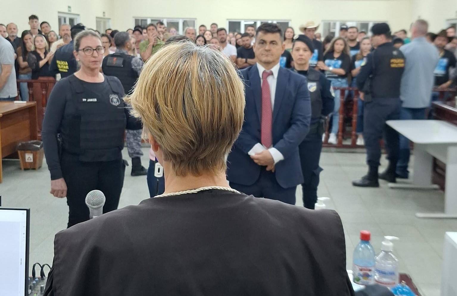 URGENTE: levada a júri popular em Vilhena, acusada de tramar morte de ex-namorado é condenada a 23 anos de prisão