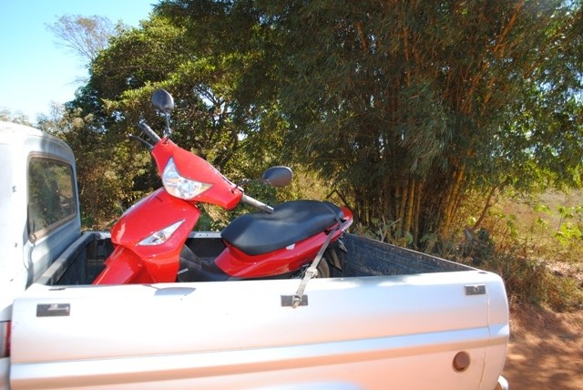 Denuncia anônima leva polícia a localizar moto roubada em Vilhena