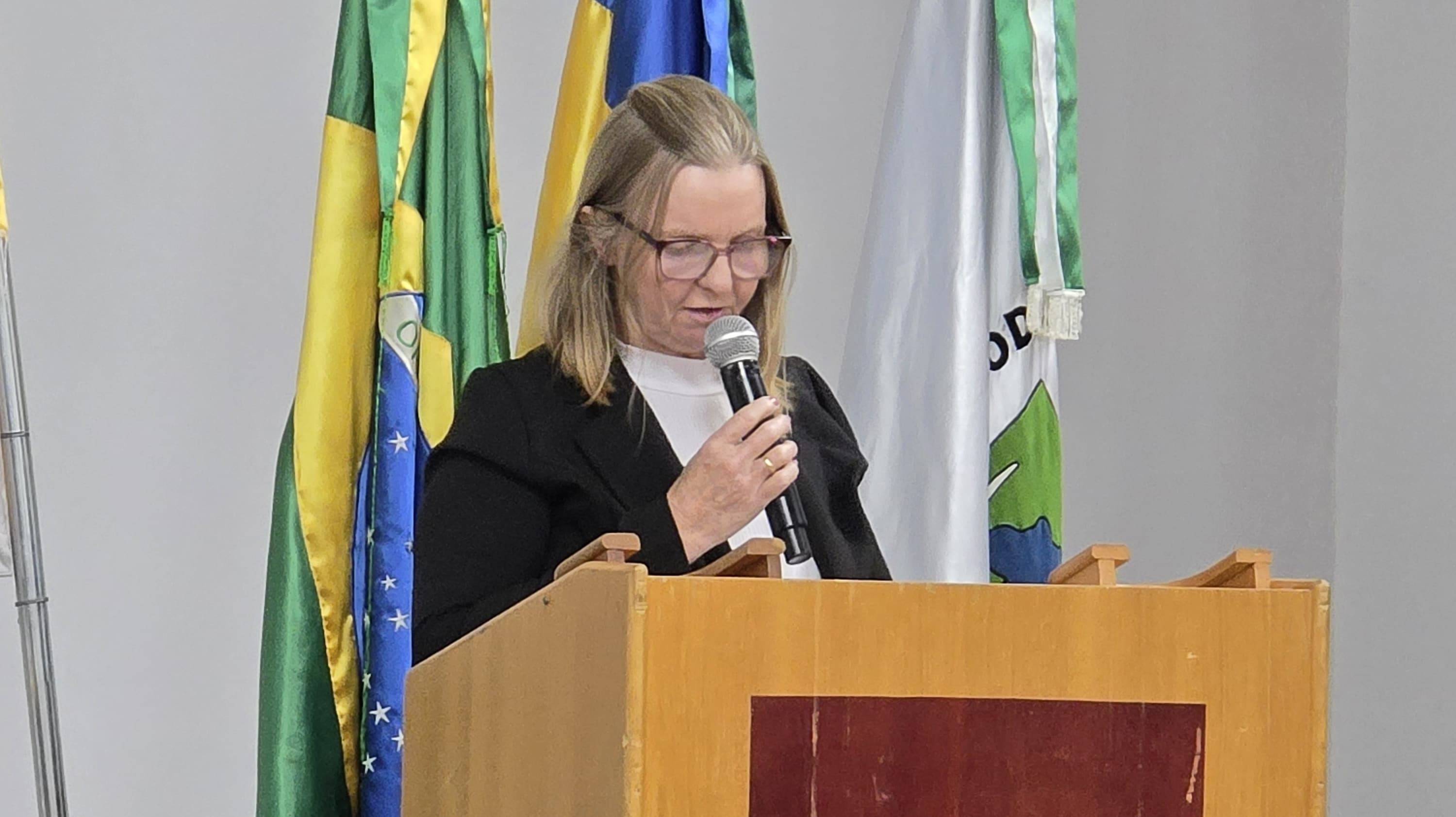 Homens rejeitam proposta de vereadoras para proteger e orientar mulheres em Cerejeiras e assunto “bomba” no WhatsApp