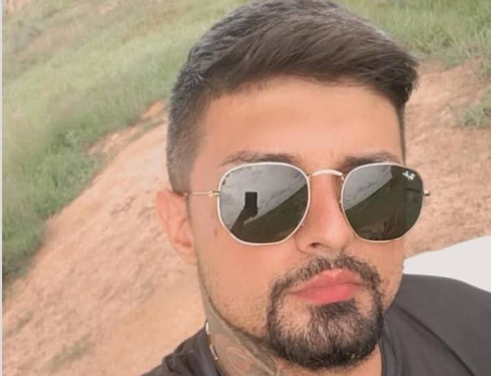 Homem morto a facadas em Cerejeiras não conhecia o assassino; família da vítima, que tinha 30 anos, cobra “justiça”