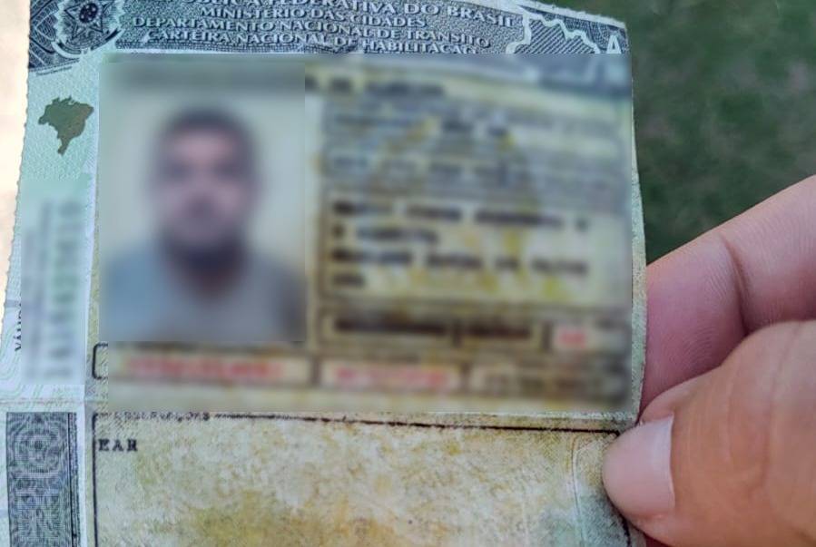Ao ser preso tentando renovar CNH falsa em Vilhena, homem confessa ter comprado o documento no Acre