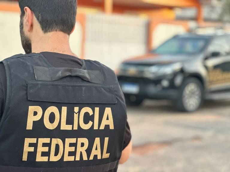 PF cumpre mandados contra organização criminosa envolvida com tráfico de drogas e lavagem de dinheiro em cidade de RO e MG