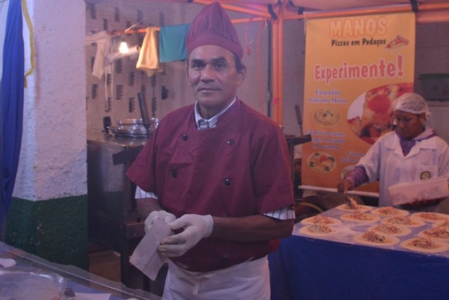 Profusão de guloseimas e calorias fazem visitantes ganharem peso