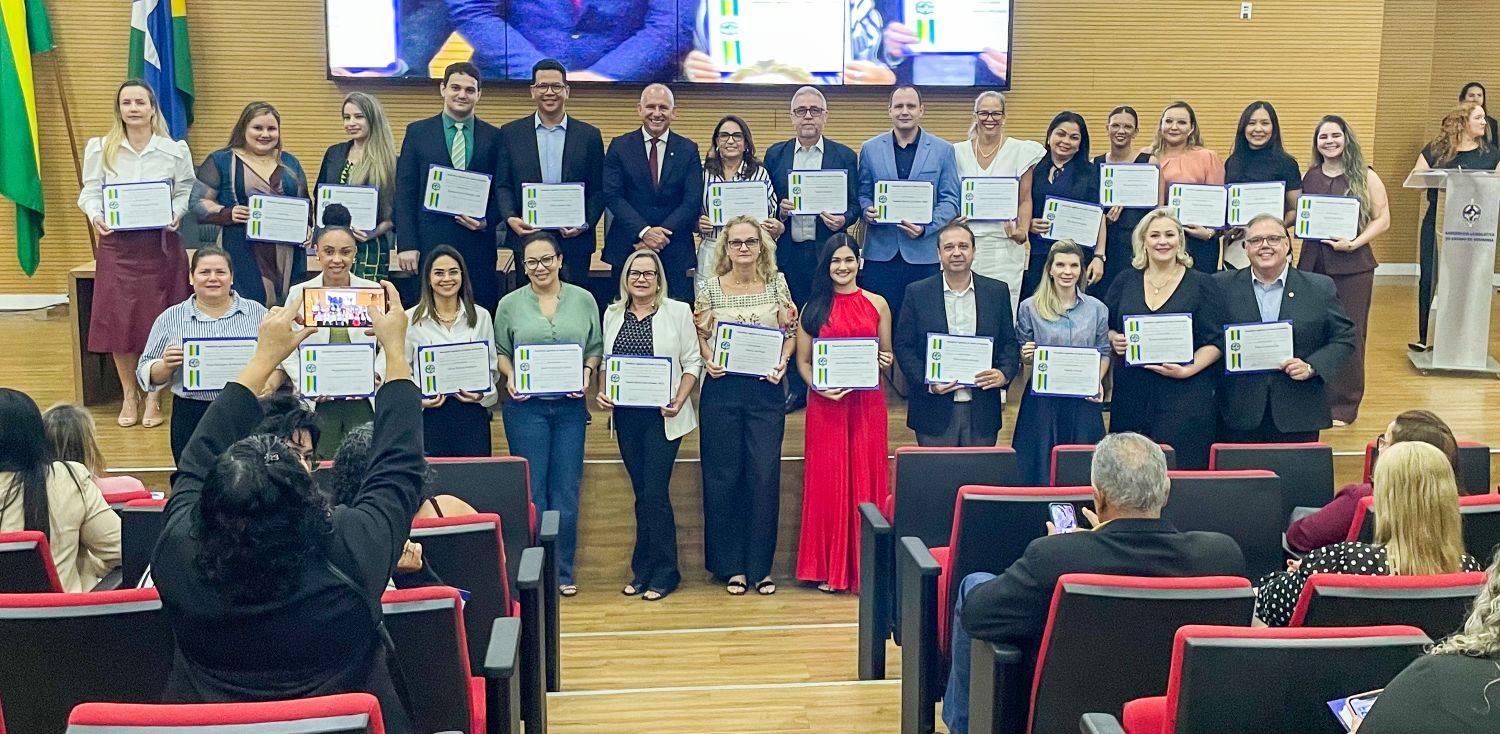Com iniciativa de Ezequiel Neiva, Assembleia Legislativa de Rondônia presta homenagem a redatores e ao Nufis