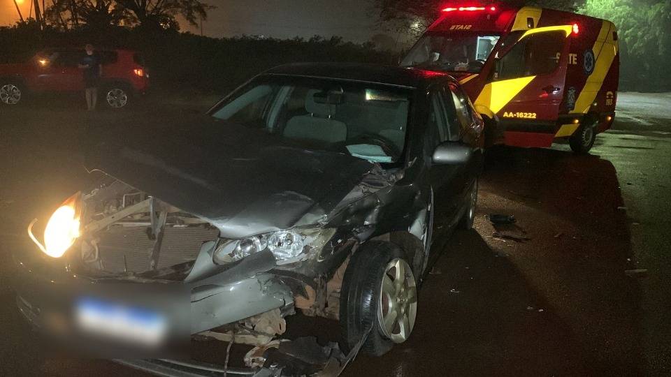 Homem aciona a polícia após ex-mulher lhe atacar ao vê-lo com outra, e danificar o carro dele, em Vilhena