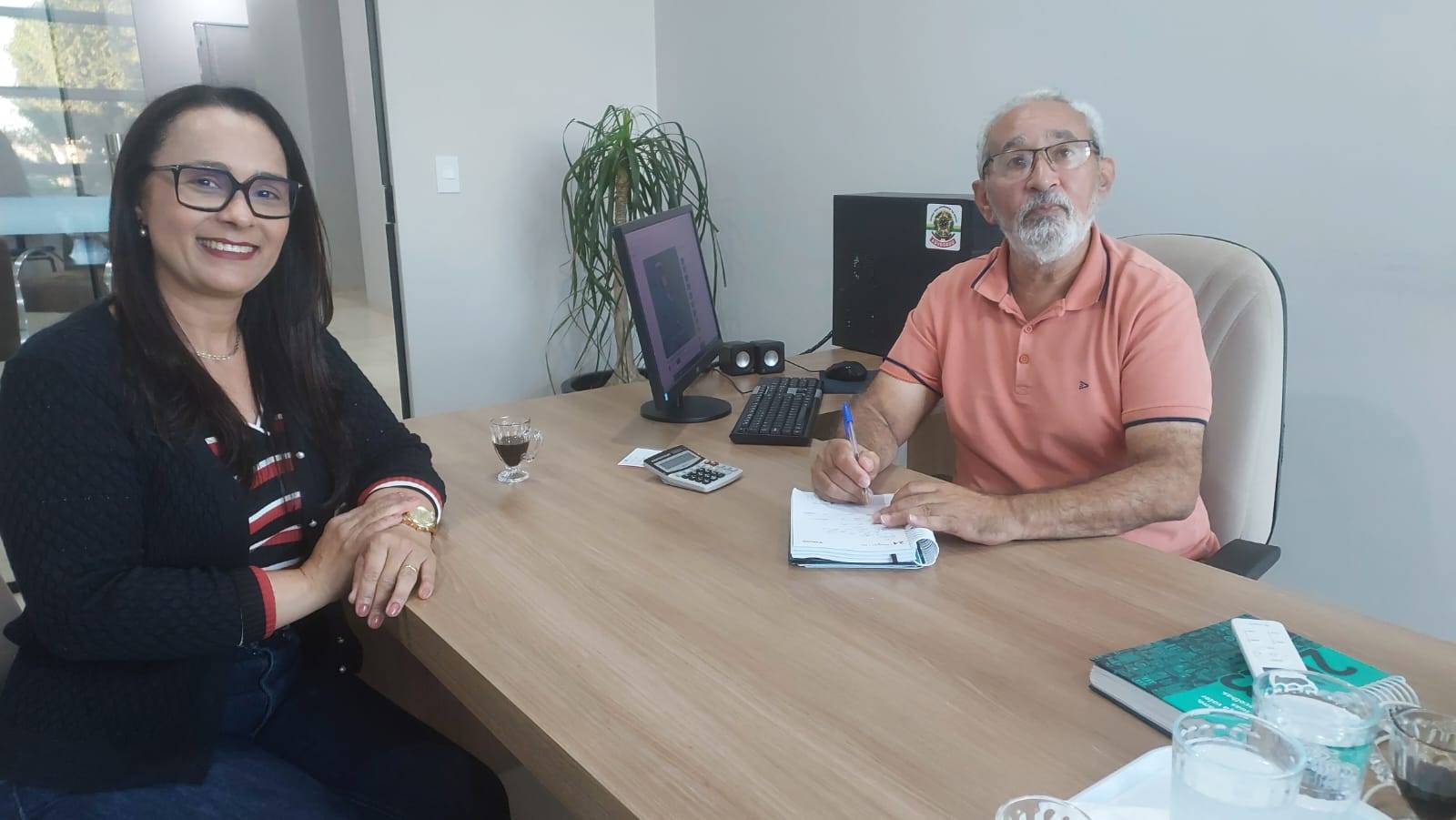Deputada Rosangela Donadon anuncia rodeio com entrada franca que começa hoje e só termina no domingo, em Vilhena